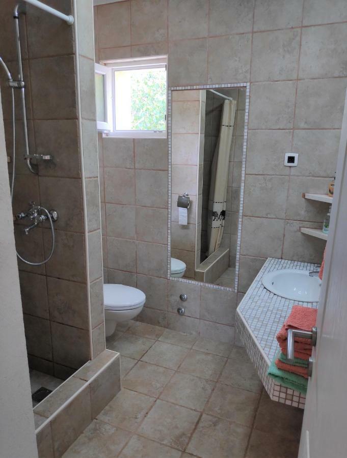 Villa Punta Blava - Beach Front, Ideal For Family Vacation With Kids, Large Terraces With Sea View, Internet, Netflix, No Pets Allowed Obrovac Exteriér fotografie