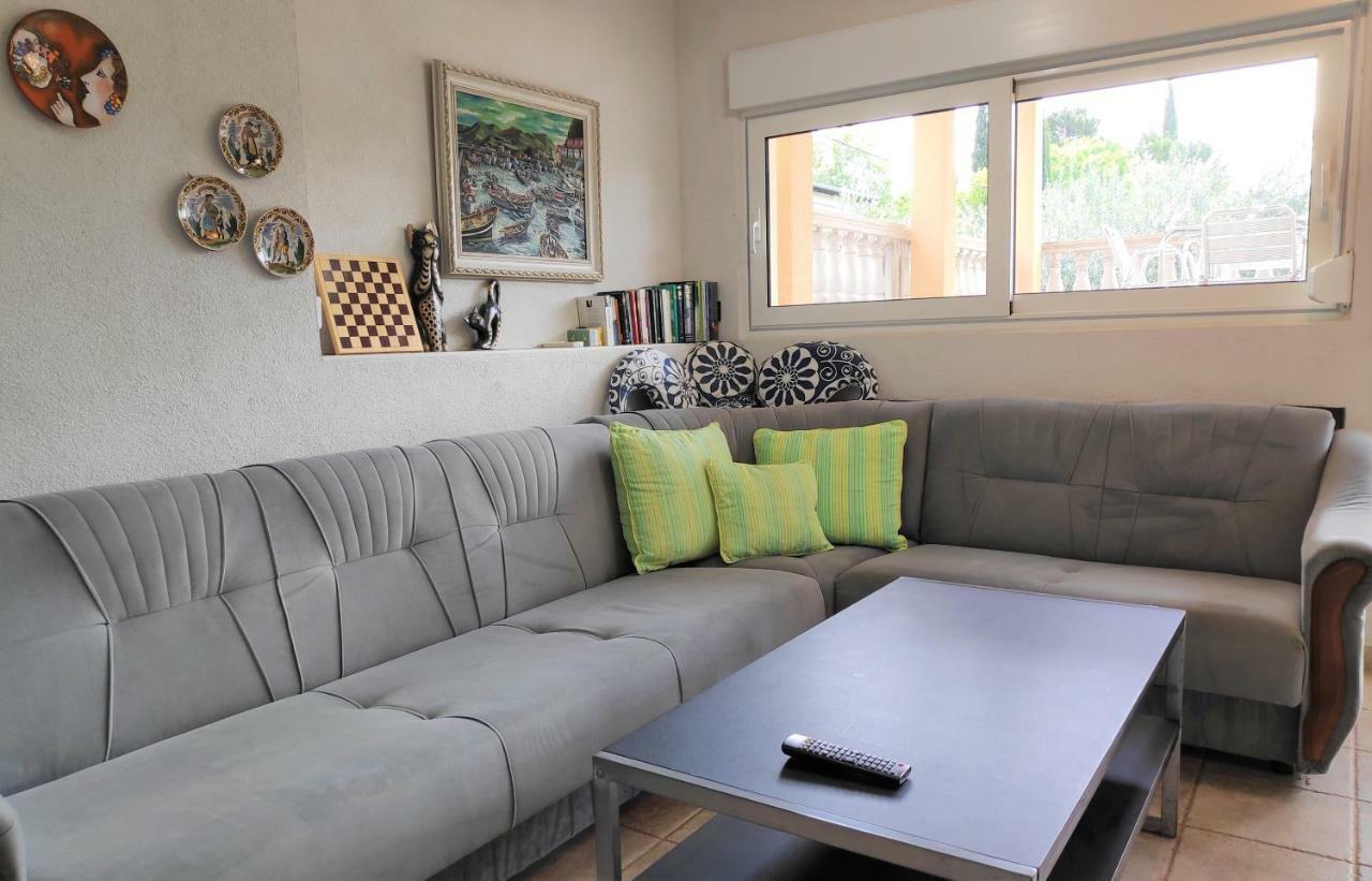 Villa Punta Blava - Beach Front, Ideal For Family Vacation With Kids, Large Terraces With Sea View, Internet, Netflix, No Pets Allowed Obrovac Exteriér fotografie